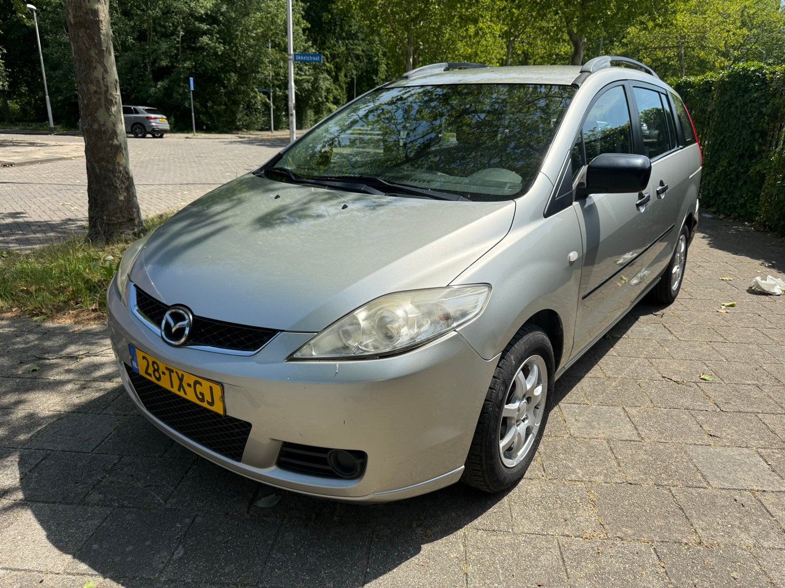 Mazda 5 1.8 - AIRCO, Auto's, Mazda, Bedrijf, Benzine, D, MPV, Handgeschakeld, Origineel Nederlands, Beige, Voorwielaandrijving