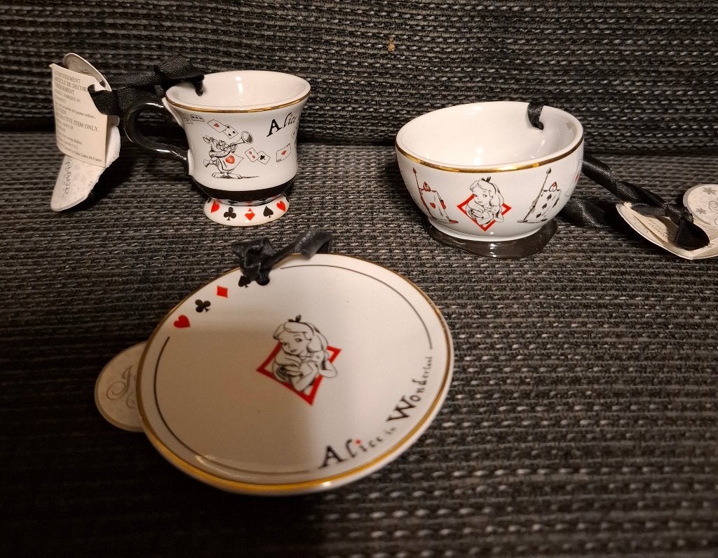 Disney Alice in wonderland ornamenten, Ophalen of Verzenden, Overige figuren, Zo goed als nieuw, Overige typen
