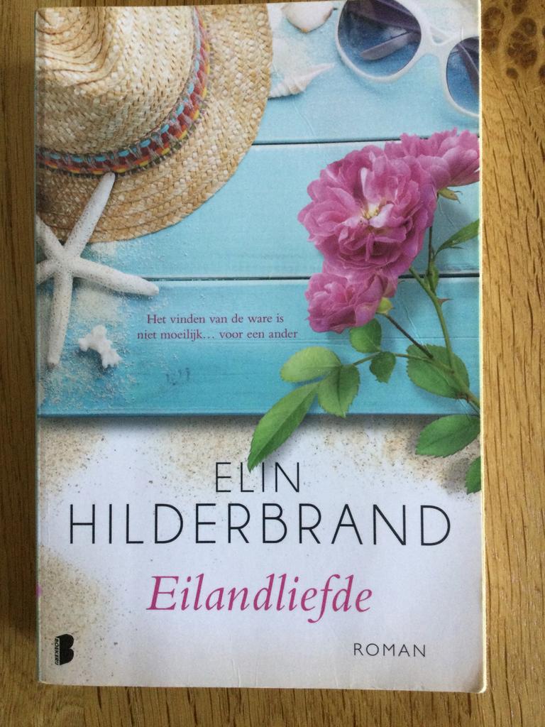 Elin Hilderbrand- Eilandliefde, Ophalen of Verzenden, Zo goed als nieuw
