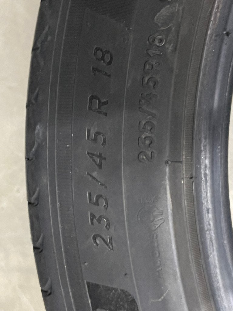 Autobanden, Auto-onderdelen, Ophalen, 18 inch, Gebruikt, 235 mm