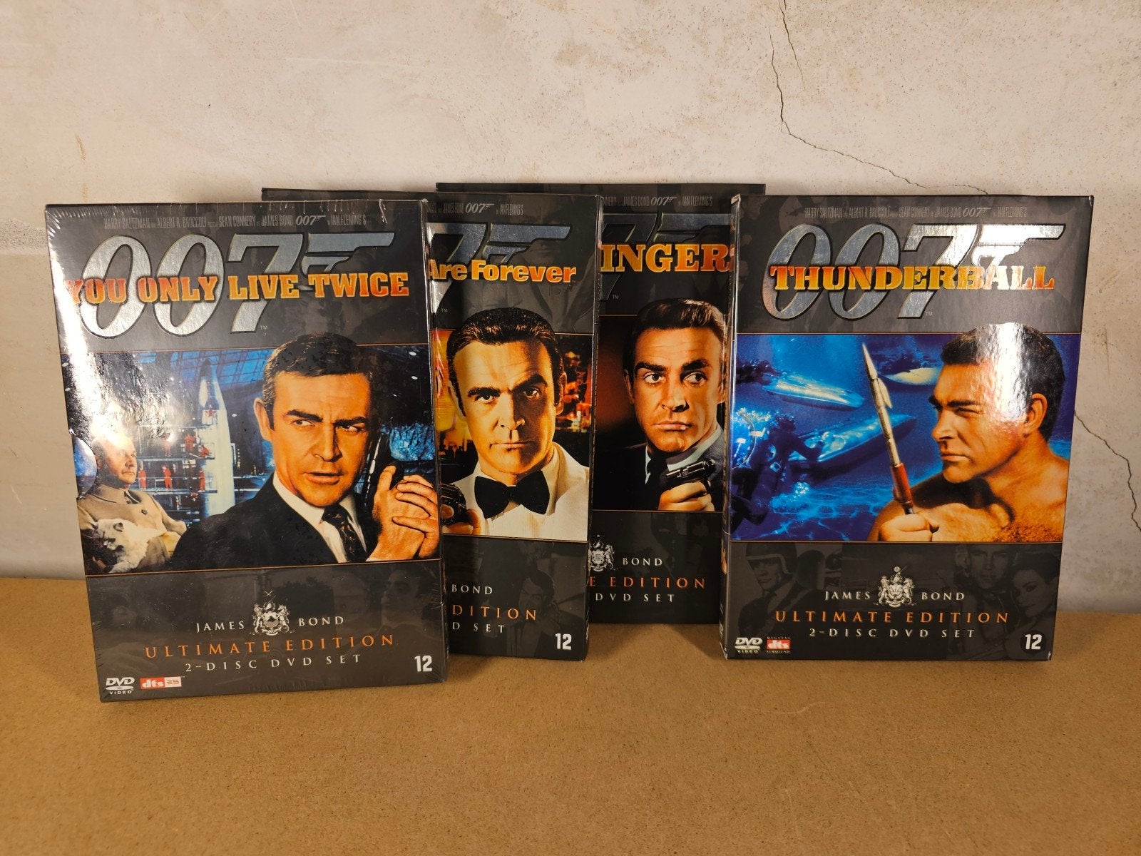 James Bond DVD Collectie - 4 Ultimate Editions, Cd's en Dvd's, Engels, Ophalen of Verzenden, Zo goed als nieuw, Inclusief doosje