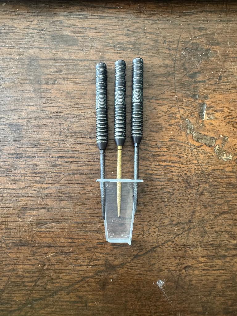 Meerdere sets darts - Barrel only, Ophalen of Verzenden, Zo goed als nieuw, Pijlen