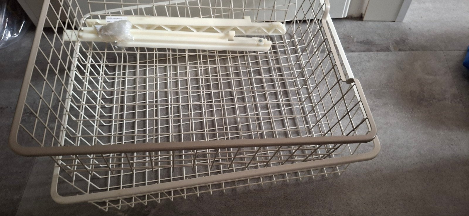 IKEA Mand Draadmand - 1 van 2 stuks, Gebruikt, Mand, Ophalen of Verzenden, Metaal