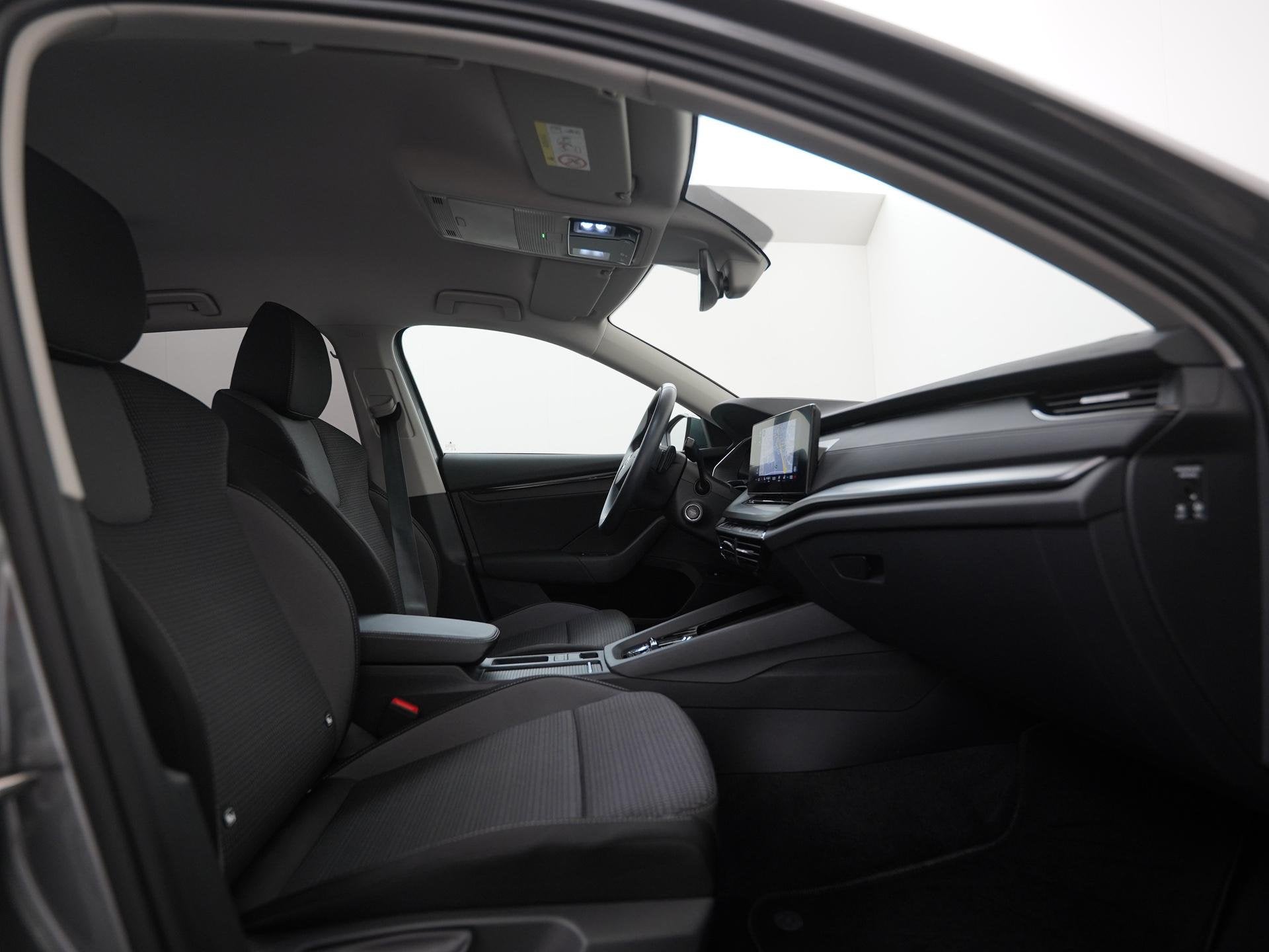 Skoda Octavia Combi 1.4 TSI iV PHEV Ambition | Trekhaak | St, Auto's, Stof, Gebruikt, Euro 6, 4 cilinders
