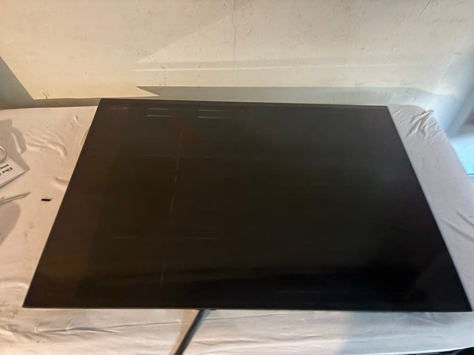SMEG l inductiekookplaat, Ophalen, Gebruikt, 4 kookzones, Energieklasse A of zuiniger