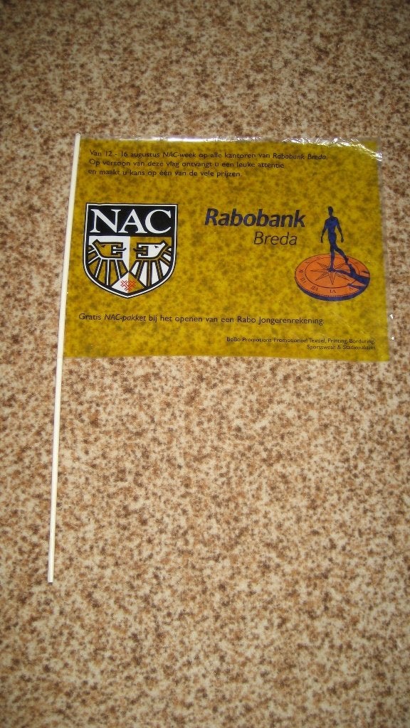 Vlaggetje van de opening NAC Rat Verlegh stadion 1996, Verzamelen, Sportartikelen en Voetbal, Ophalen of Verzenden, Zo goed als nieuw