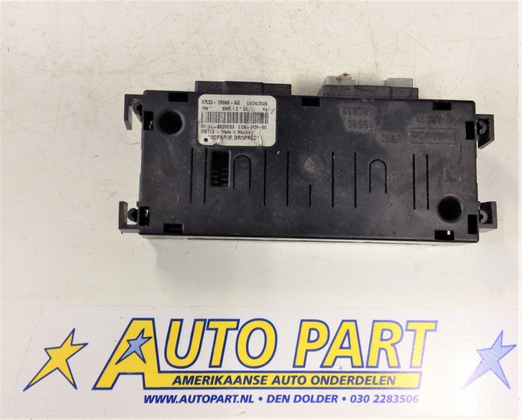 Ford Mustang airco module 2010-2014, Gebruikt, Ford motor company, Ford USA, P.O. Box 6248, Dearborn, MI 48126