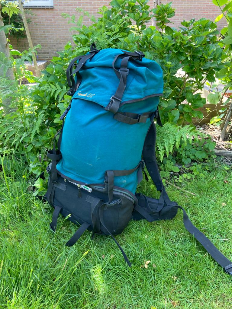 Grote Rugzak - ideaal voor festivals, Gebruikt, 25 tot 40 cm, Trekking, 60 cm of meer