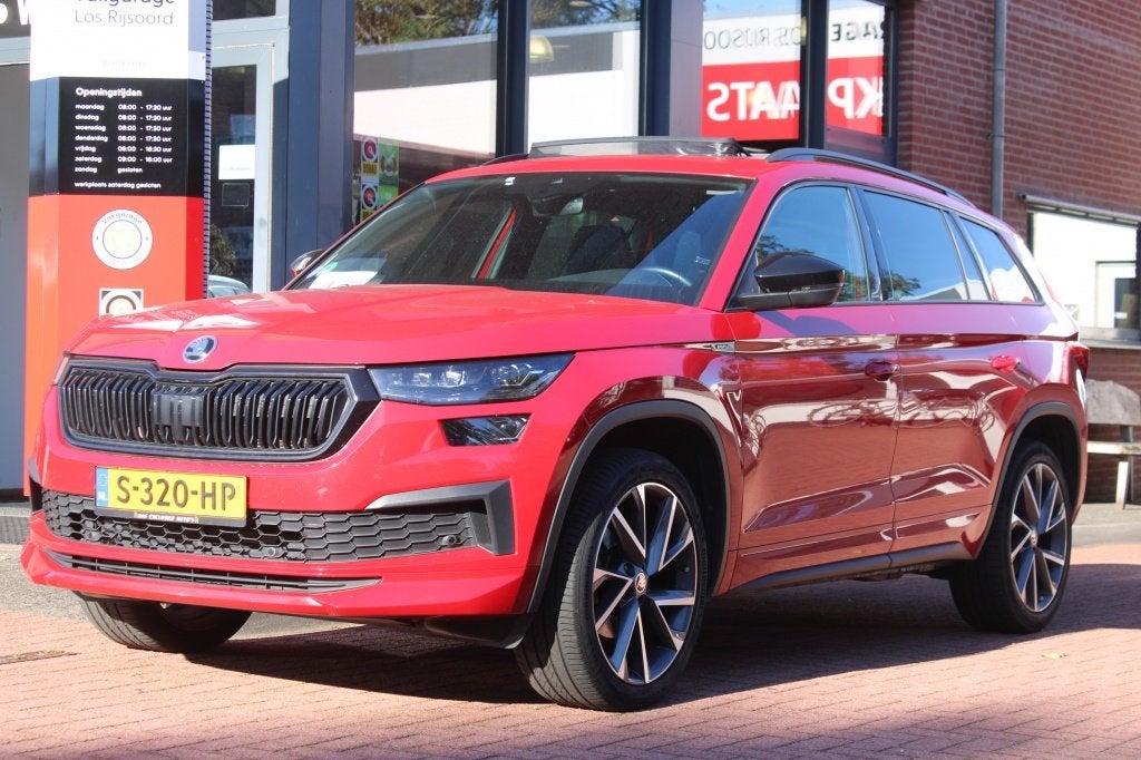Skoda Kodiaq 1.5 TSI Aut. *Sportline* | Carplay | Schuifdak, Auto's, Automaat, 4 cilinders, 150 pk, Origineel Nederlands