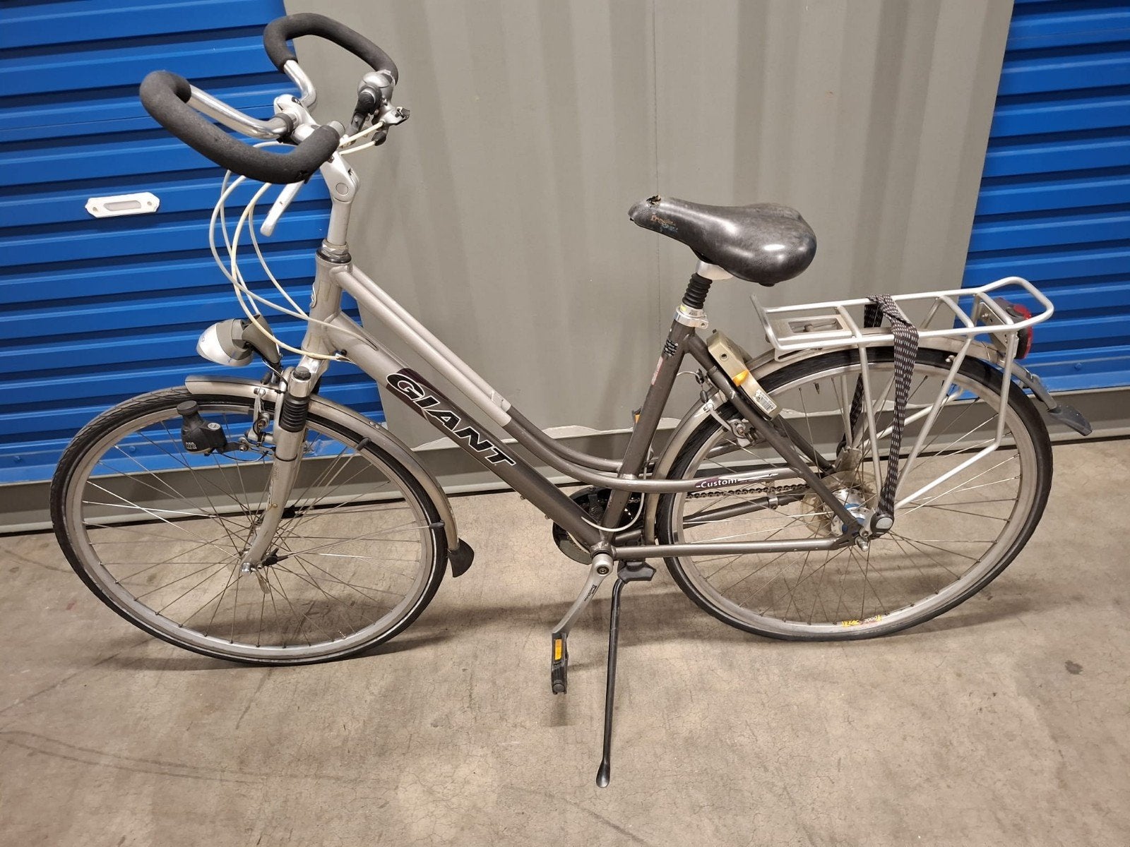 Giant Damesfiets - Comfortabel en Betrouwbaar, Ophalen, Velgrem, Versnellingen, Giant