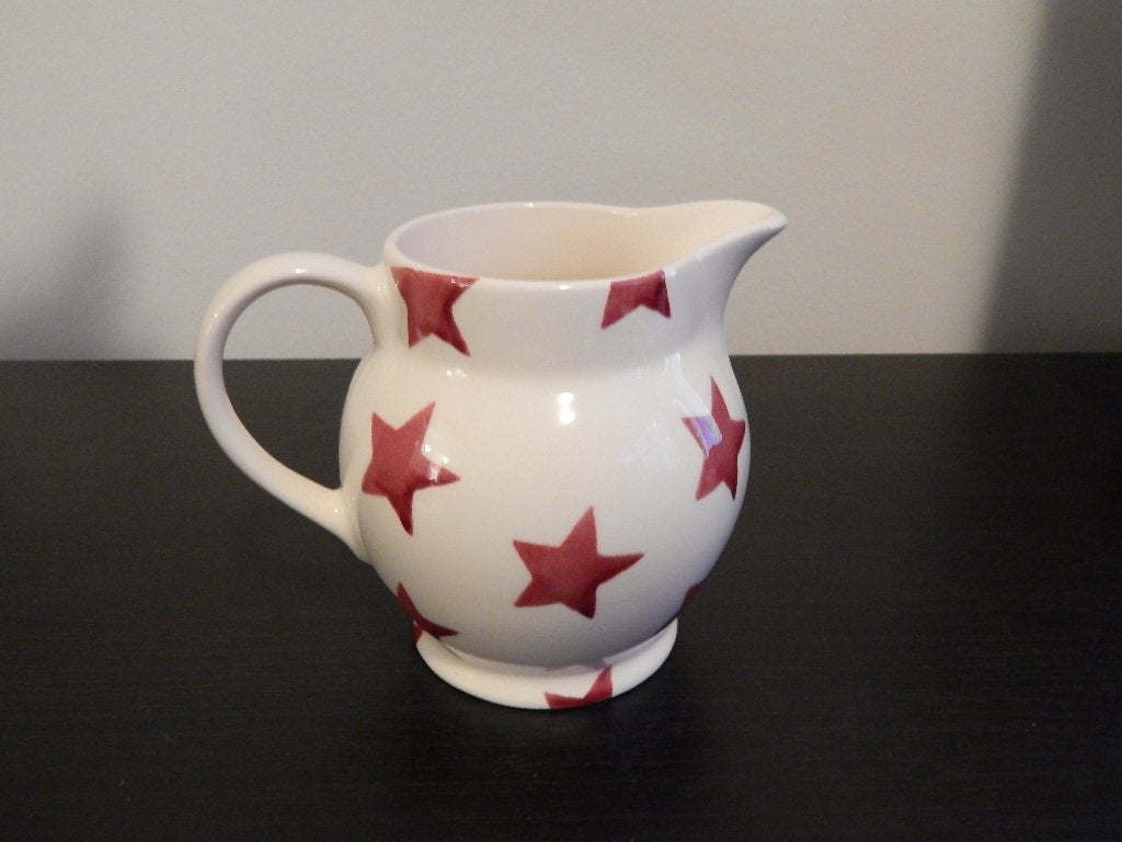 Emma Bridgewater half pint jug Red Stars 2015, Nieuw, Ophalen of Verzenden, Emma Bridgewater, Overige stijlen