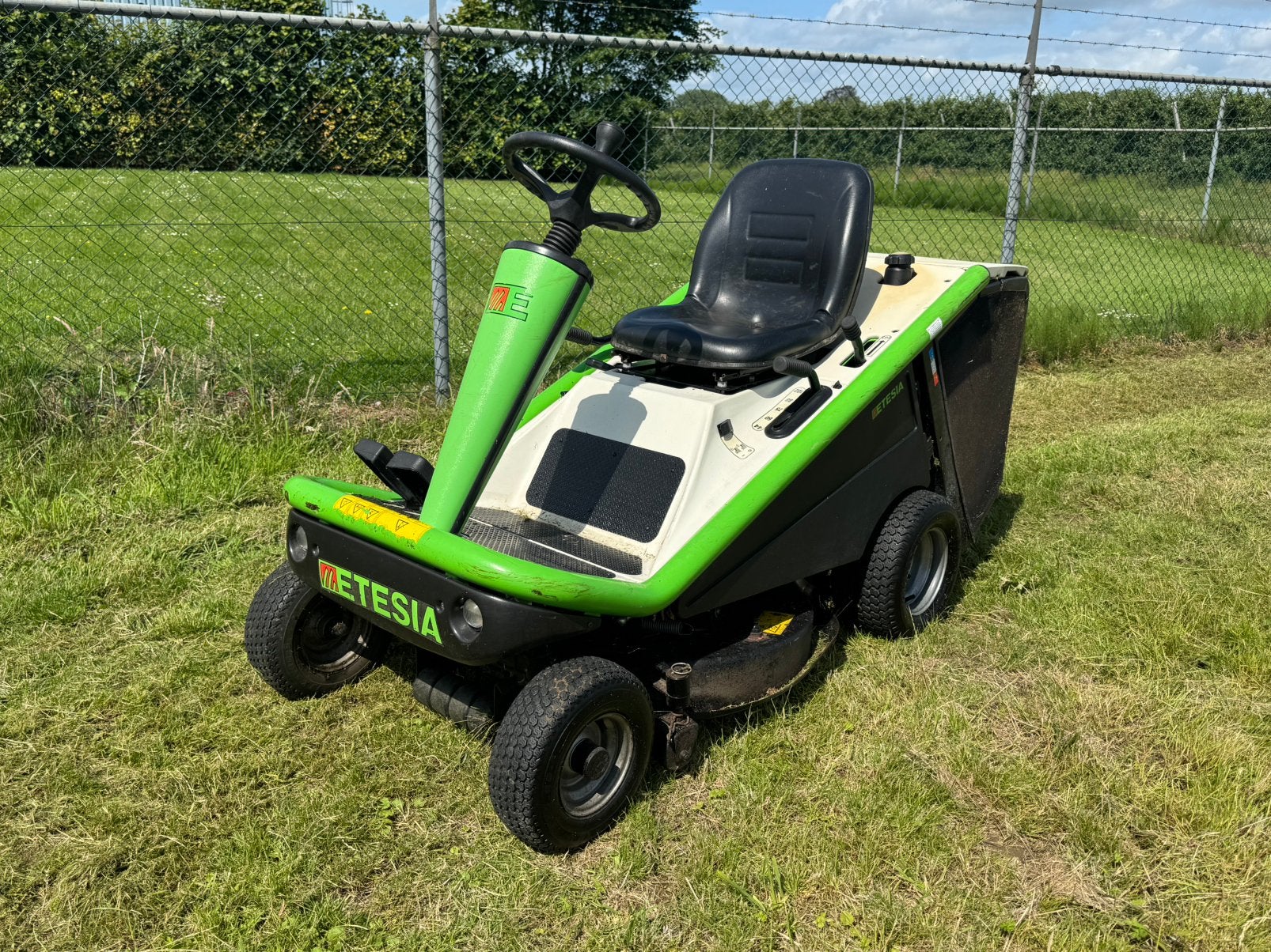 ETESIA Hydro 80 2cil Kawasaki opvangbak zitmaaier, Ophalen, Gebruikt