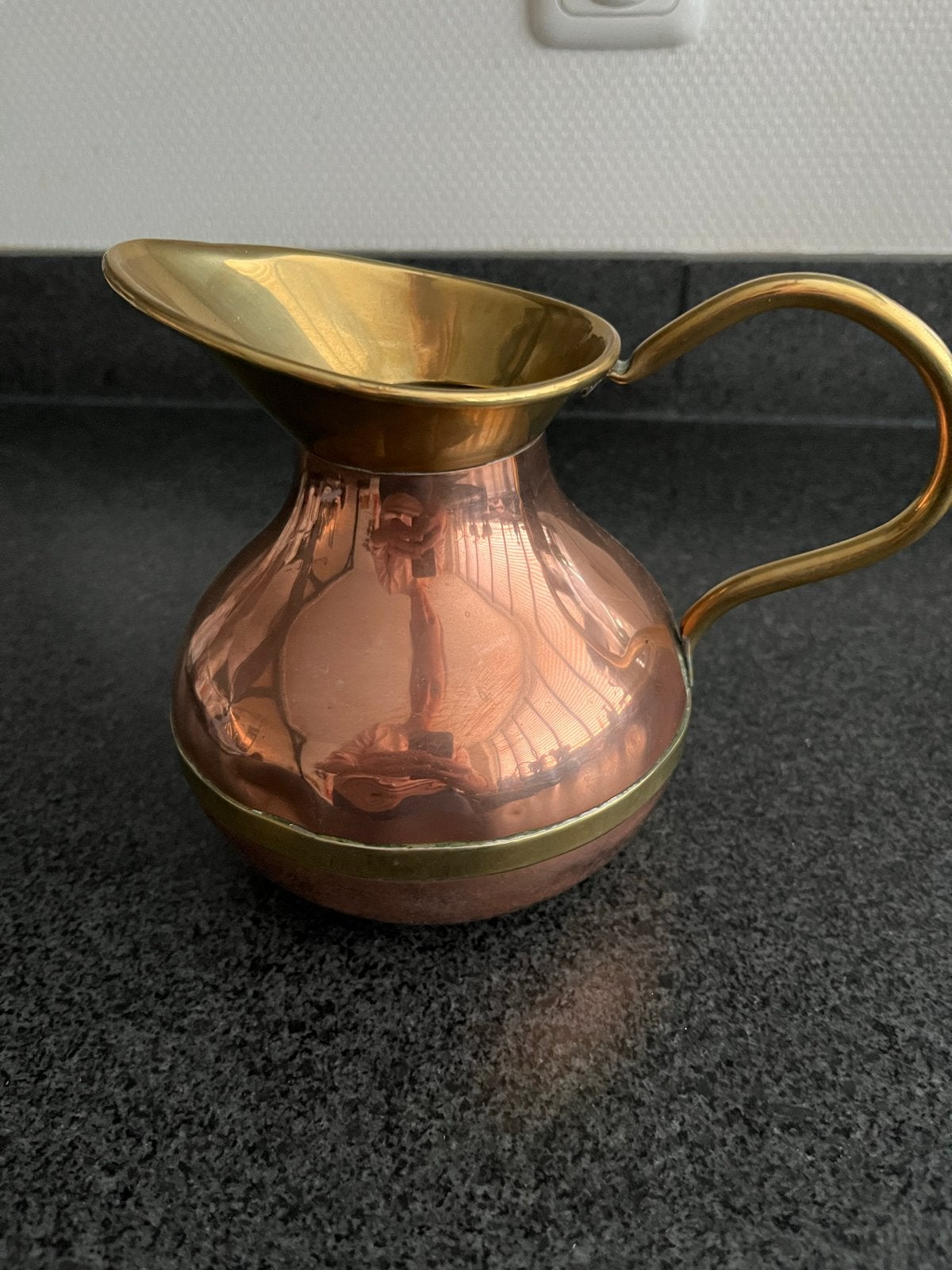 Koperen en messing kan/schenkkan - Vintage, Ophalen of Verzenden, Koper