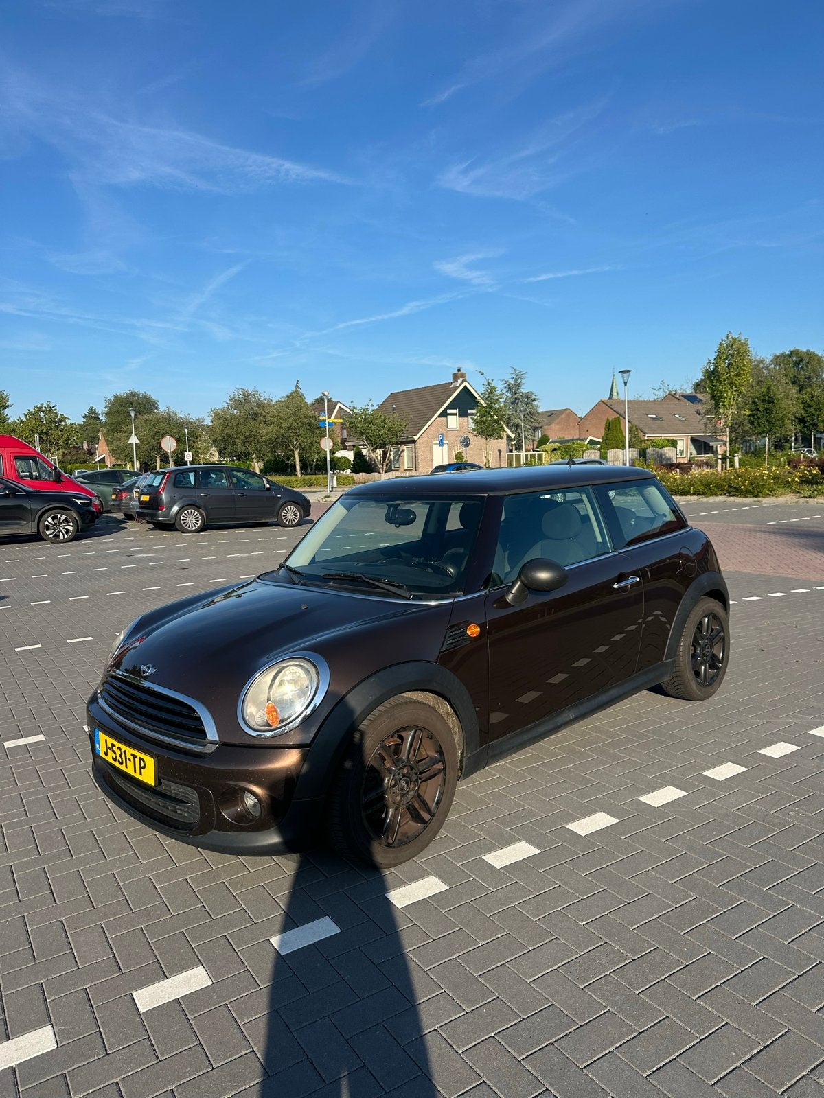 Mini 1.6 ONE 2010 Bruin, Voorwielaandrijving, 40 €/maand, Bruin, 4 stoelen