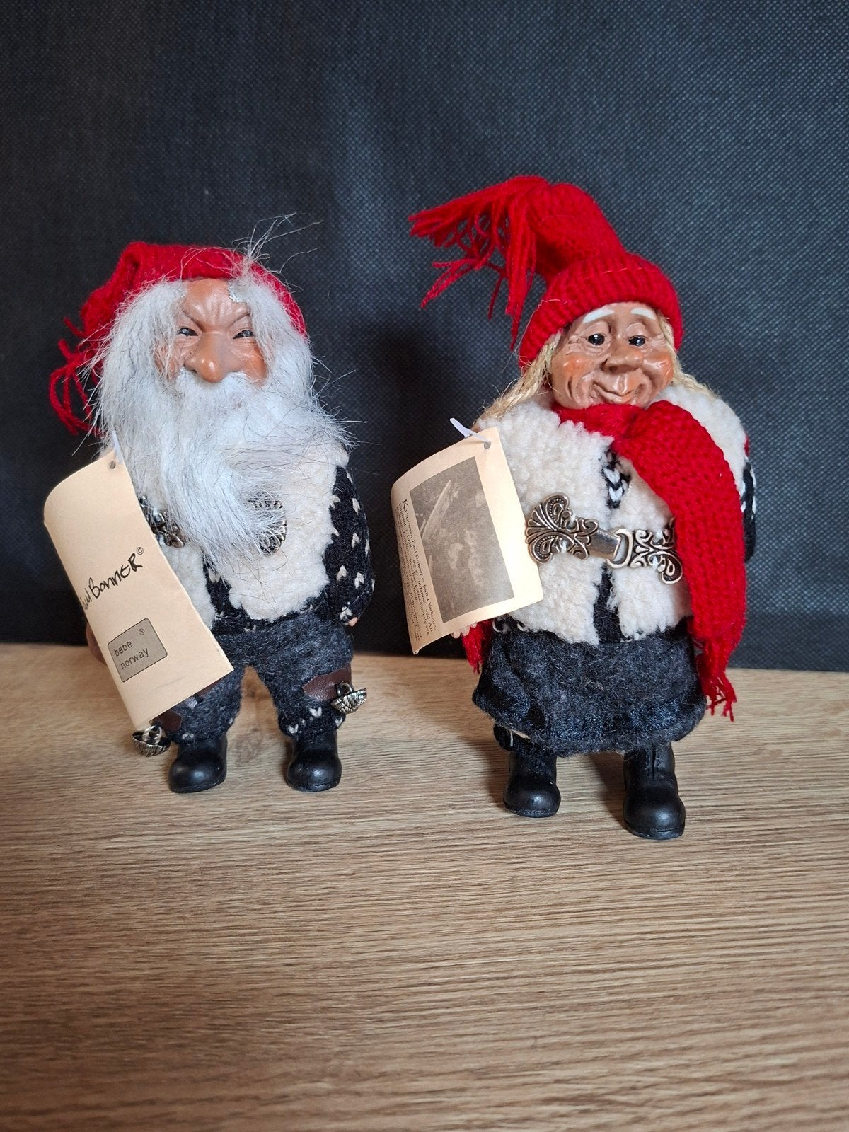 Paul Bonner Noorse kerst Trollen Beeldjes - Set van 2, Ophalen of Verzenden, Zo goed als nieuw