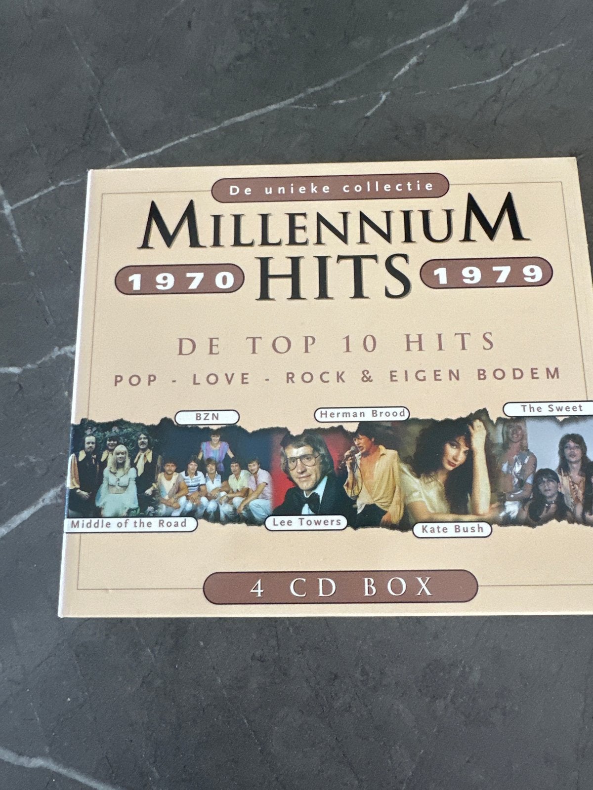 Millennium Hits 1970-1979 - 4 CD Boxset Pop, Rock, Love, Cd's en Dvd's, Boxset, Pop, Ophalen of Verzenden, Zo goed als nieuw