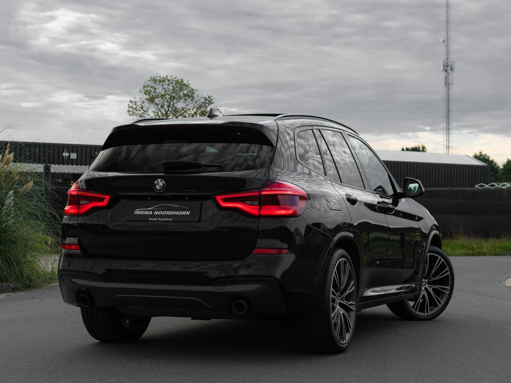 BMW X3 xDrive30e eDrive Edition|Panoramadak|H&K|Ambient air|, Auto's, BMW, Automaat, 1998 cc, Gebruikt, Zwart