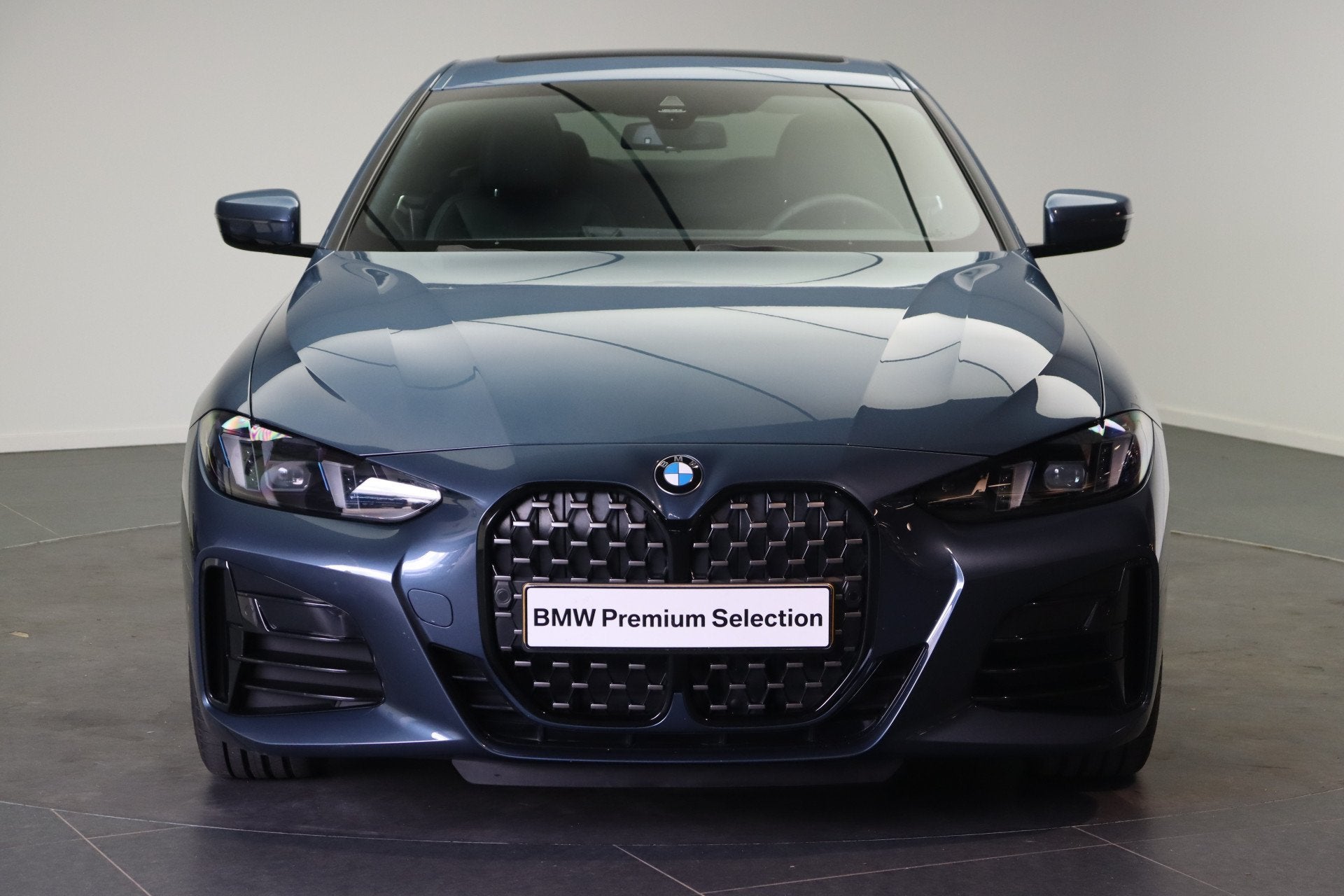 BMW 4 Serie Coupé 430i xDrive M Sport Automaat / Schuif-kan, Auto's, BMW, Met garantie (alle), Vierwielaandrijving, Coupé, BTW verrekenbaar