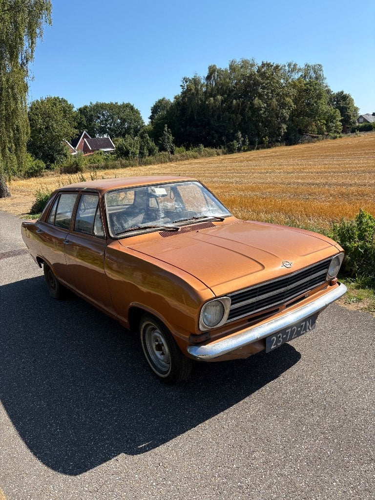 Opel Kadett 1.1 B 1973 Bruin, Auto's, Opel, Achterwielaandrijving, Zwart, 4 cilinders, 60 pk
