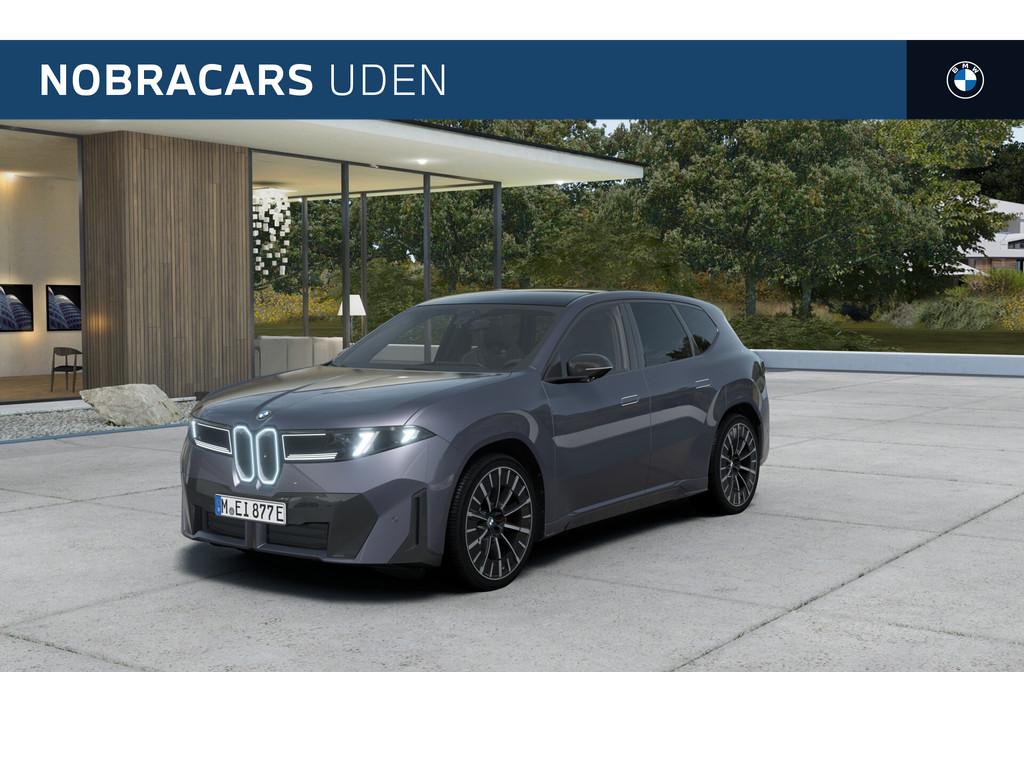 BMW iX3 50 xDrive M Sport / Panoramadak / Trekhaak / Parking, Automaat, Automatische klimaatregeling, Zwart, 2260 kg