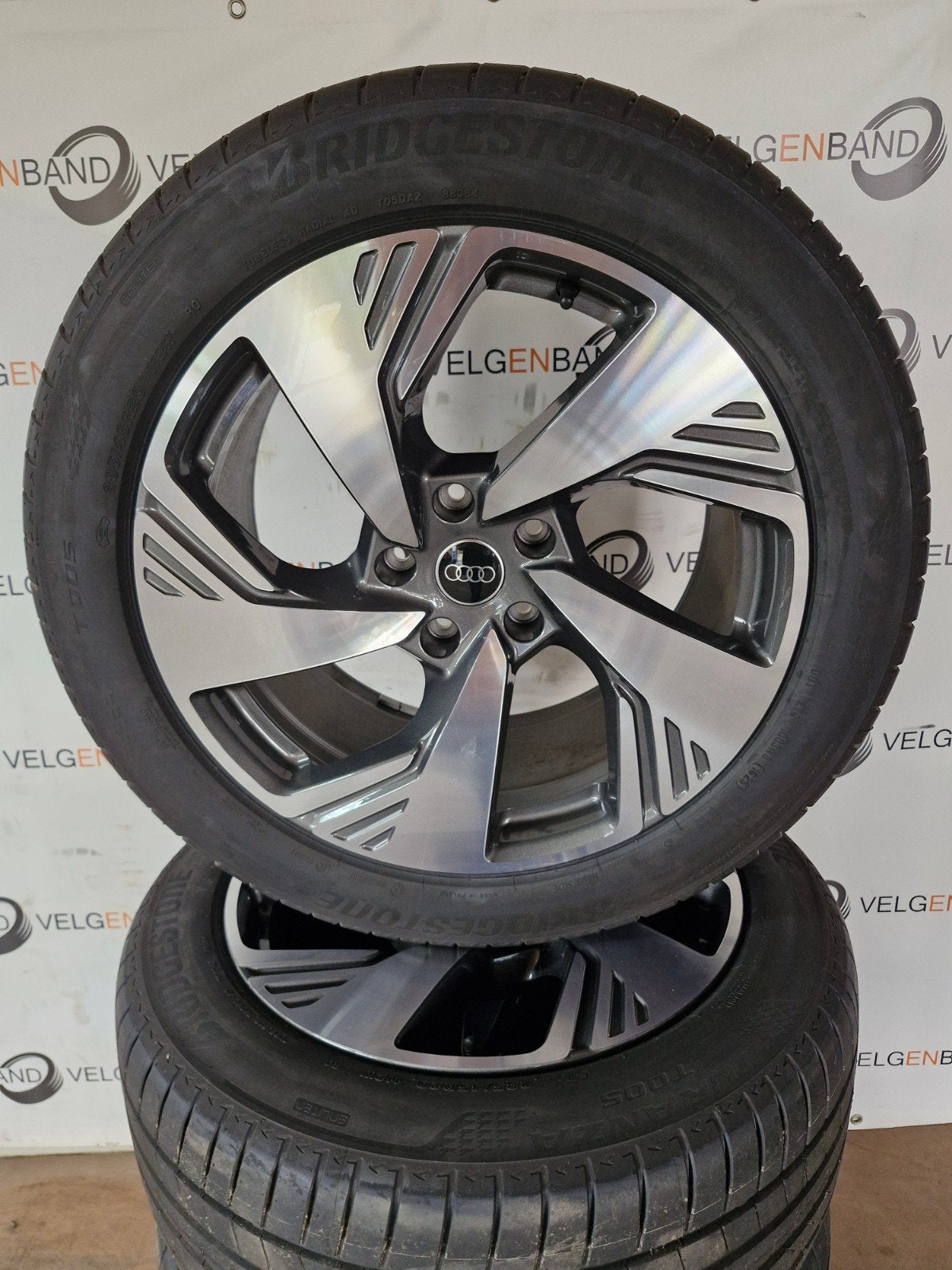 Zomerset Audi Q6 demo 255 50 285 45 20 5x130 66.5 zomerband, Audi, Gebruikt, 285 mm, .