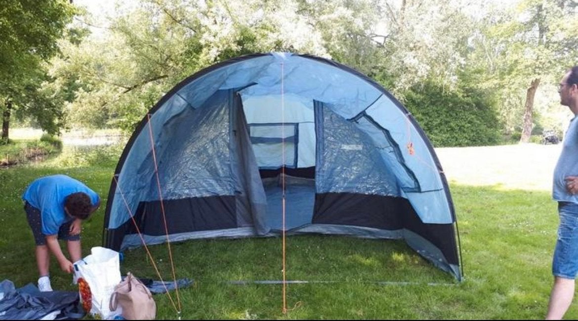Safarica Santenga Lodge 4-persoons tunneltent, Caravans en Kamperen, Tenten, Ophalen, Gebruikt, Tot en met 4