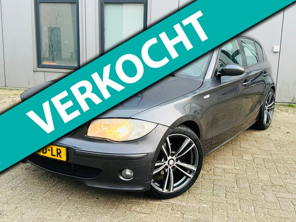 BMW 1-serie 120i Executive AUT Cruise TREKHAAK NAP, Achterwielaandrijving, 4 cilinders, 150 pk, Hatchback