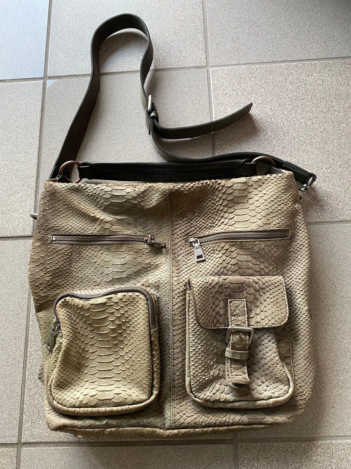 Liebeskind handtas/Schoudertas, Sieraden, Tassen en Uiterlijk, Tassen | Damestassen, Ophalen of Verzenden, Gebruikt, Grijs, Handtas