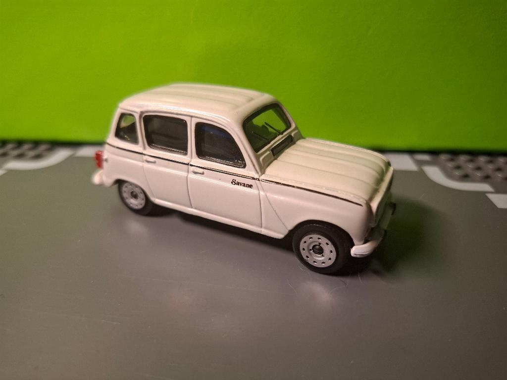 Bburago - Renault 4GTL Savane [wit] 1/43, Hobby en Vrije tijd, Modelauto's | 1:43, Ophalen of Verzenden, Gebruikt, Auto, Overige merken