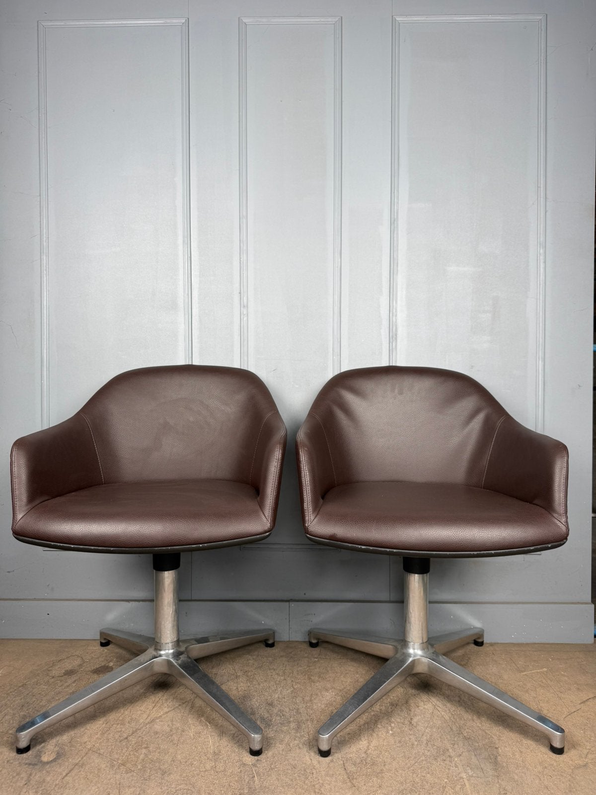 6 Vitra Softshell design stoelen zgan bruin leer, Vitra, Bruin, Ophalen of Verzenden, Zo goed als nieuw