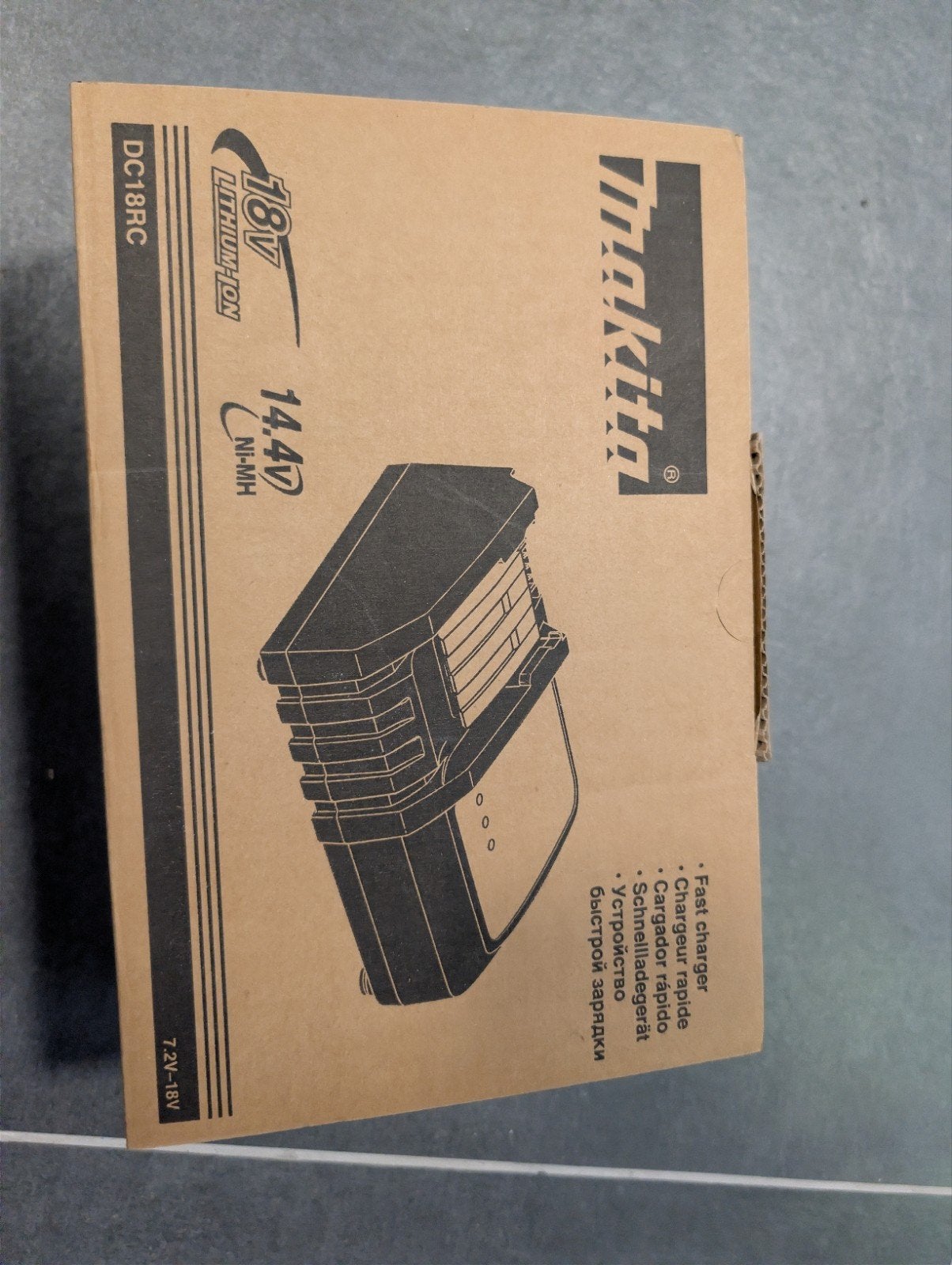 Nieuw in doos Makita DC18RC Snellader, Ophalen of Verzenden, Nieuw