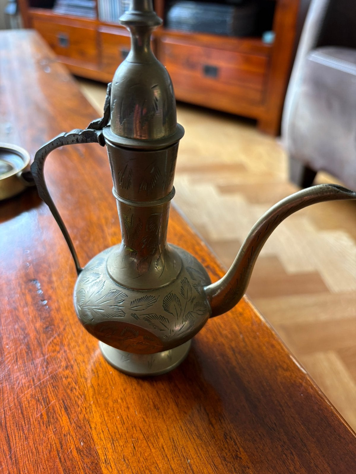 Vintage messing theepot waterkan India  hoog 18 vm, Ophalen