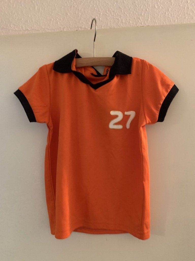 Oranje T-shirt van 9TH Avenue. Maat 98, 9th Avenue, Ophalen of Verzenden, Zo goed als nieuw, Shirt of Longsleeve