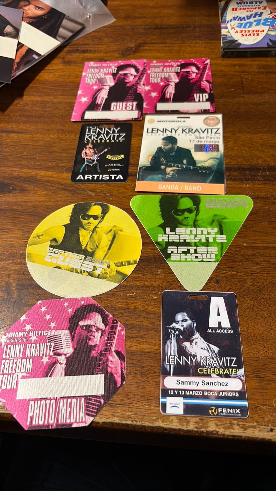 Lenny Kravitz serie van 8 backstage passen ongebruikt, Ducoso, Ophalen of Verzenden, Zo goed als nieuw, Foto of Kaart