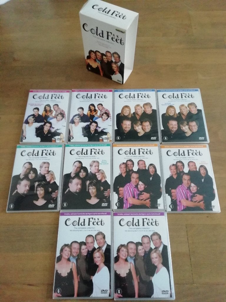gold feet  ( 5 seizoenen box - 10 dvd's ), Alle leeftijden, Ophalen of Verzenden, Zo goed als nieuw, Komedie