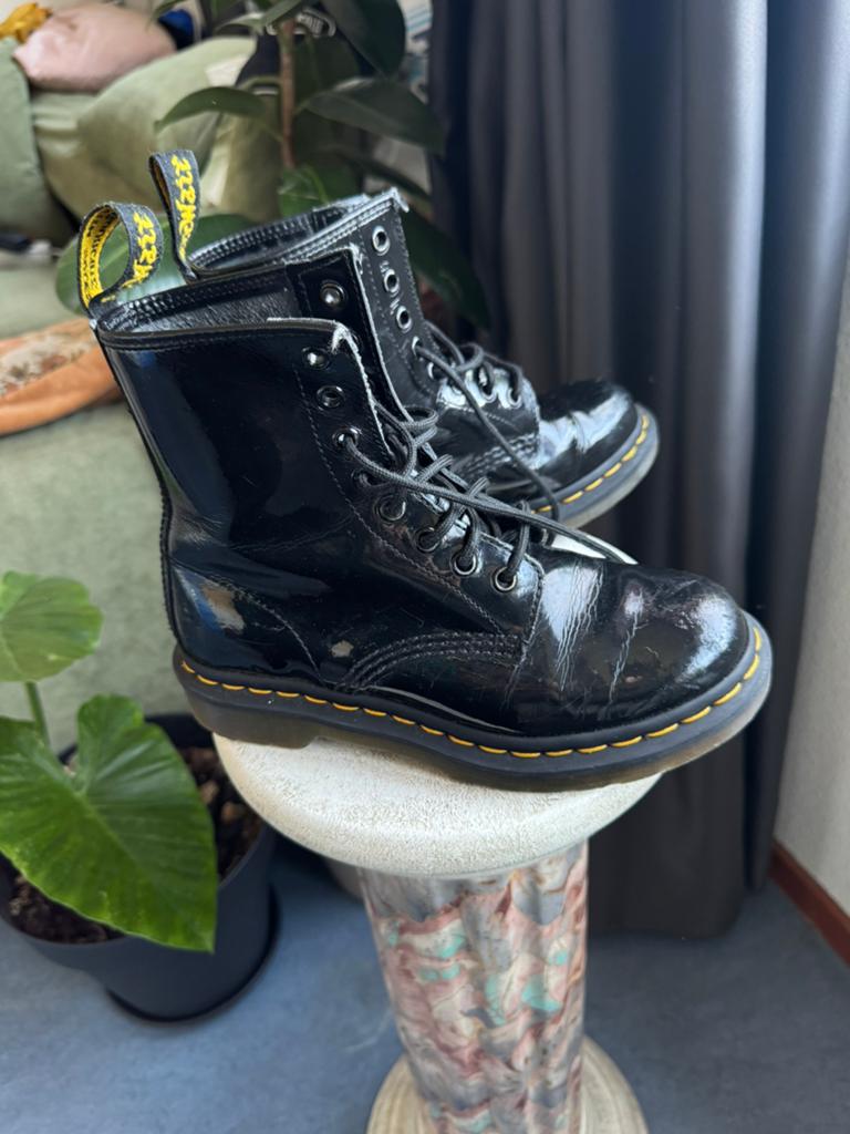 Dr. Martens maat 36, Kleding | Dames, Schoenen, Verzenden, Zo goed als nieuw, Zwart