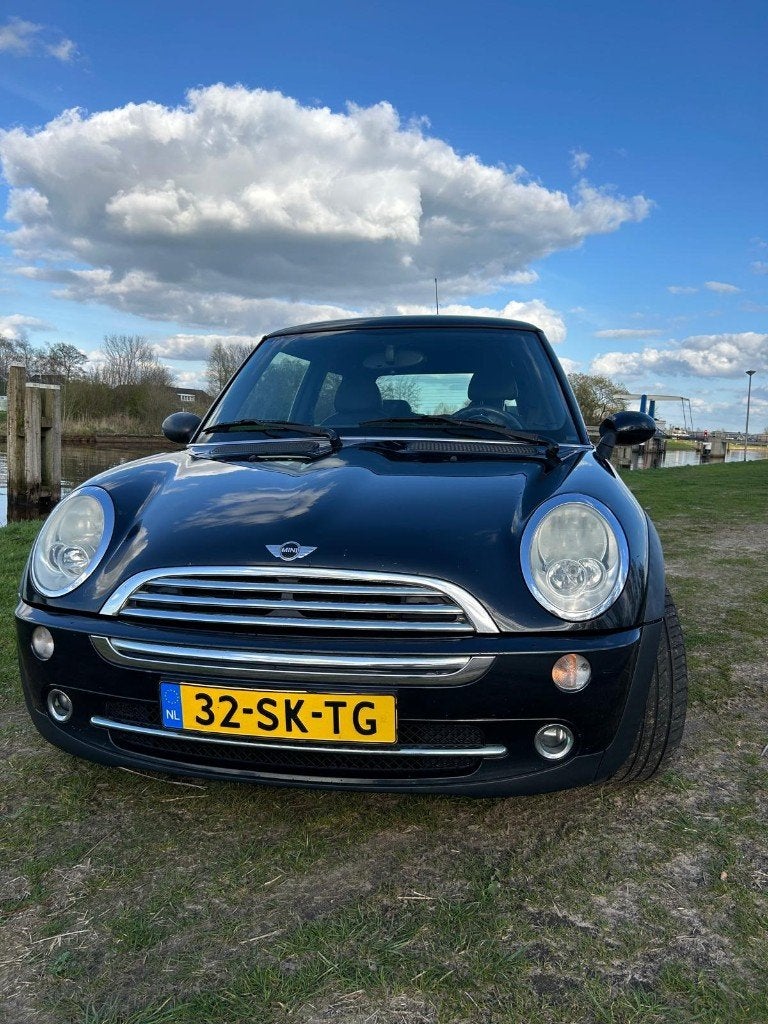 Mini 1.6 16V Cooper 2006 Zwart, Auto's, Mini, Voorwielaandrijving, Zwart, 4 cilinders, 4 stoelen