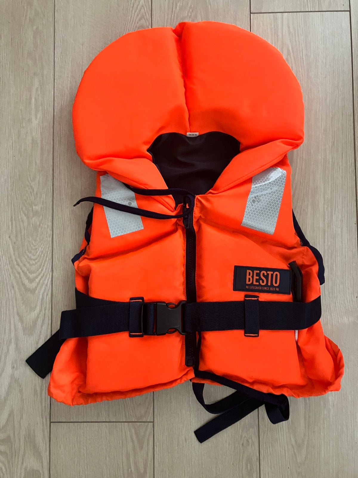Besto Racingbelt 100N 20-30kg, Ophalen of Verzenden, Zo goed als nieuw, Kind, Reddingsvest of Zwemvest