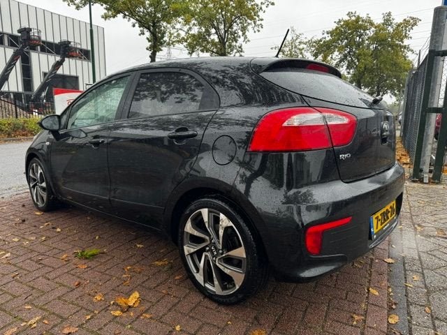 Kia Rio 1.2 CVVT 5deurs DynamicLine Airco,Navigatie,Camera M, Auto's, 1027 kg, 4 cilinders, Zwart, Origineel Nederlands