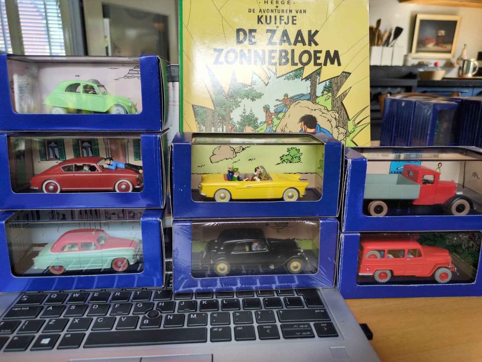 Kuifje 7 auto's uit de Zaak Zonnebloem, Ophalen of Verzenden, Zo goed als nieuw, Auto, Overige merken