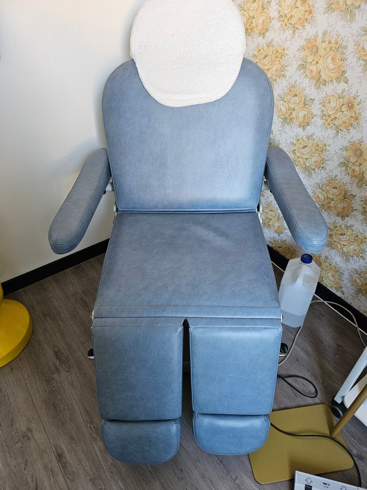 Professionele behandelstoel/massagetafel, Ophalen