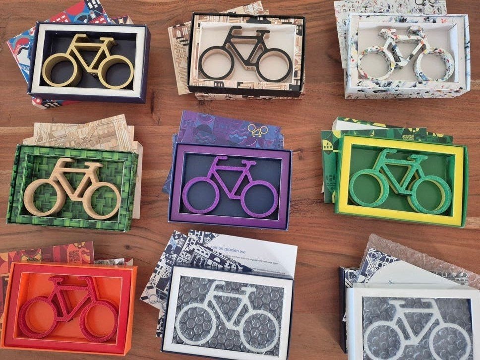 Complete set Marcel Wanders Randstad fietsjes met doosjes, Verzamelen, Overige Verzamelen, Zo goed als nieuw, Ophalen of Verzenden