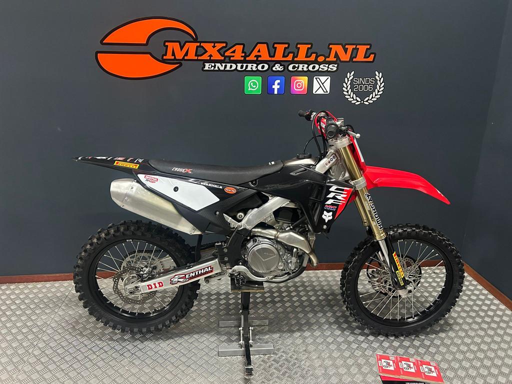 Honda CRF 450 RR 2024 / 2026 Look ! no CRF 250 (bj 2024), Motoren, Motoren | Honda, Bedrijf, Crossmotor
