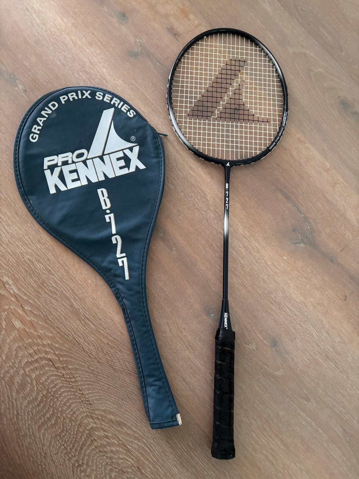 Pro Kennex Badminton Racket - Gebruikt maar goede staat, Ophalen of Verzenden, Gebruikt, Racket(s)