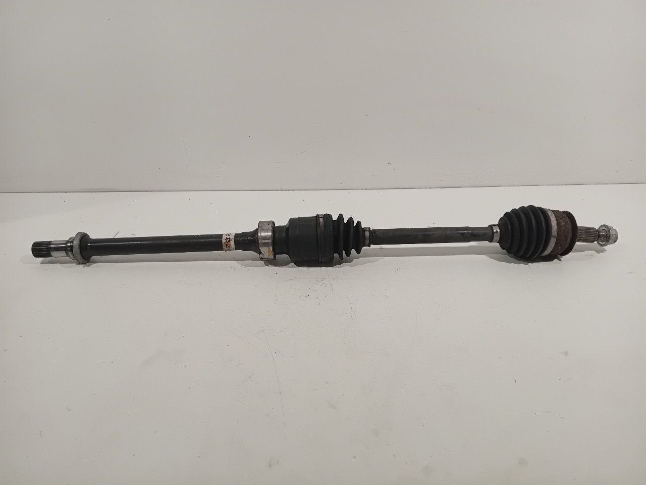 Aandrijfas rechts voor Mazda 3 serie, Onderdelen@venauto.nl, Van der Ven Autorecycling B.V., Gebruikt, Ettenseweg 76, 4706 PB Roosendaal, The Netherlands
