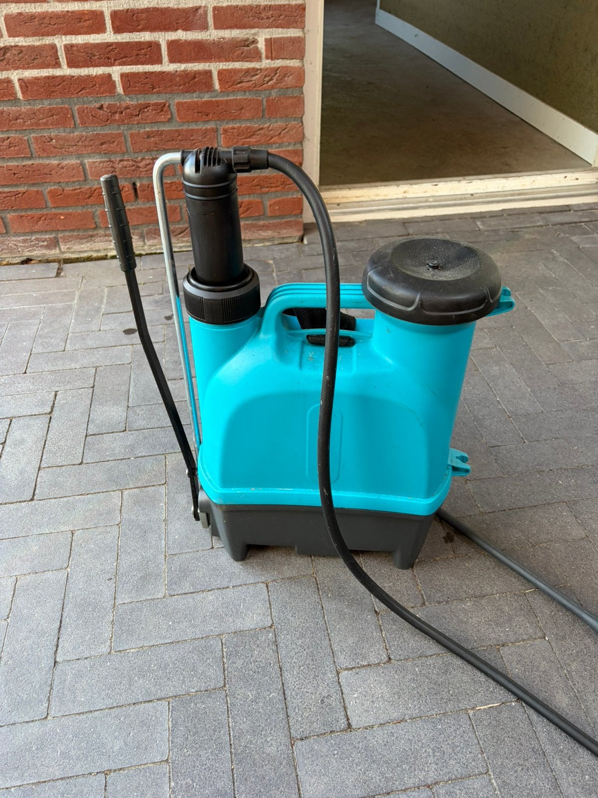 Gardena rugspuit-drukspuit, Ophalen of Verzenden, Zo goed als nieuw