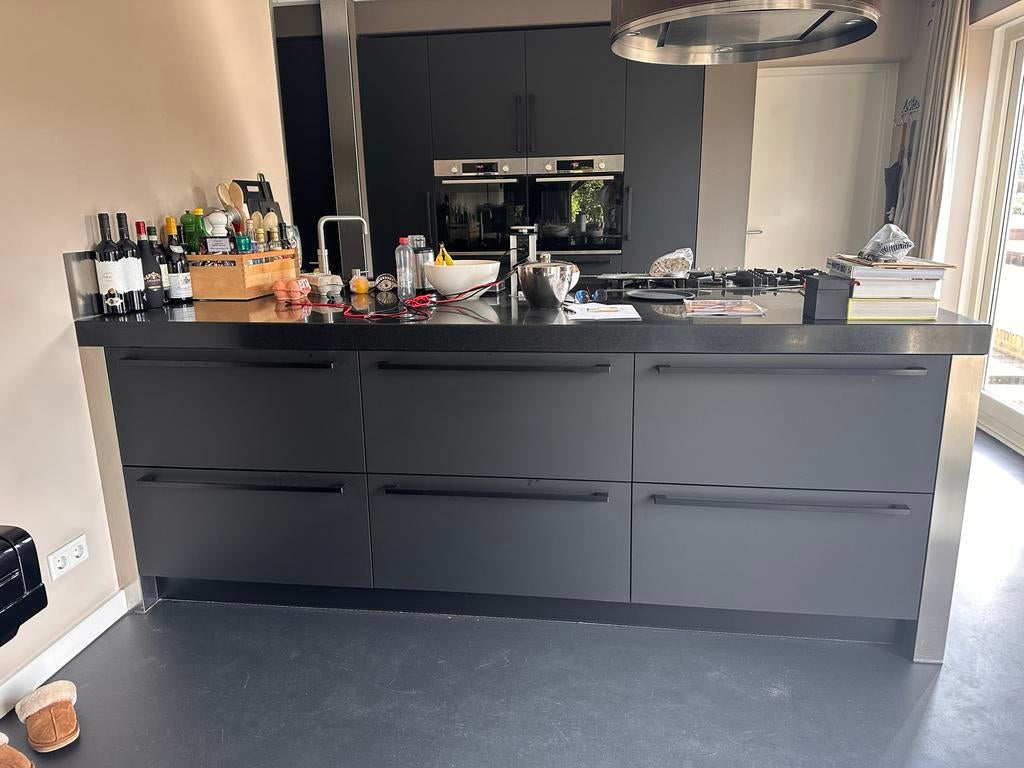 Complete keuken met apparatuur, Ophalen, Gebruikt, Zwart, Hoekkeuken