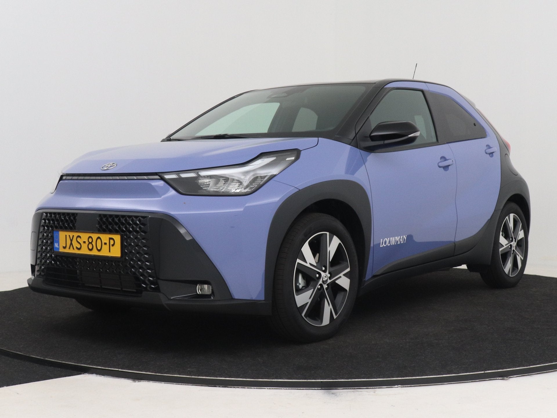 Toyota Aygo X Hybrid 115 pulse (bj 2026, automaat), Stof, Overige kleuren, 4 stoelen, 116 pk