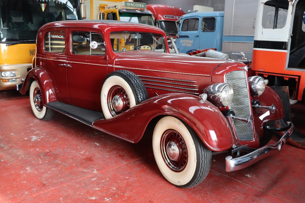 Oldtimer Buick, Achterwielaandrijving, Beige, Overige kleuren, Handgeschakeld