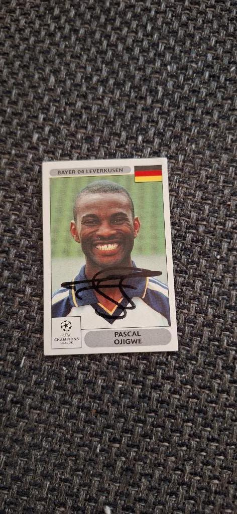 Panini sticker met handtekening; Pascal Ojigwe # Leverkusen, Verzamelen, Sportartikelen en Voetbal, Ophalen of Verzenden, Nieuw